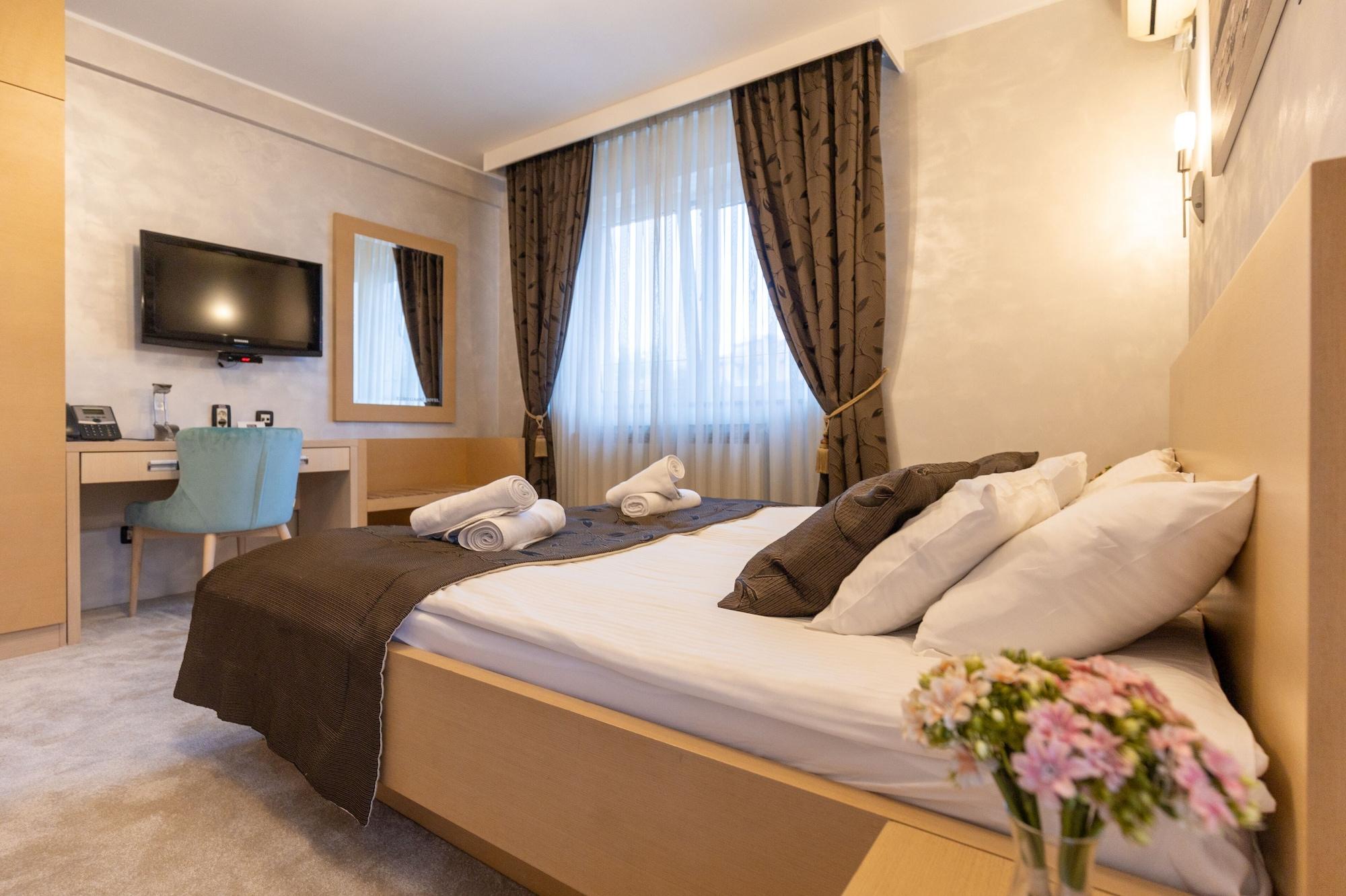 Euro Garni Hotel Belgrad Dış mekan fotoğraf